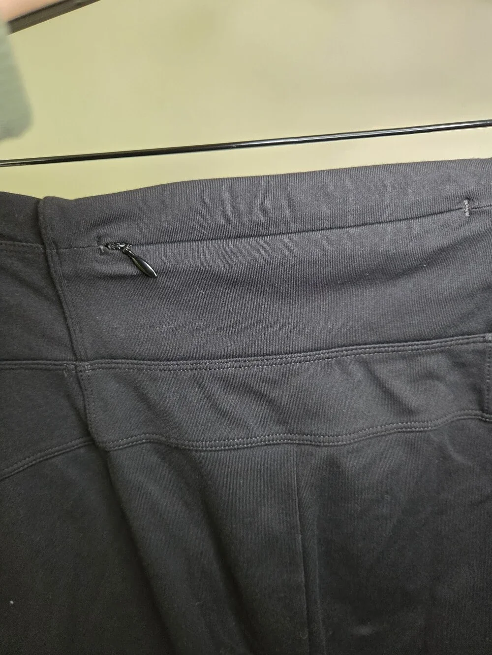 Women's Athleta Mod Metro Black Pencil Skirt Sz Medium